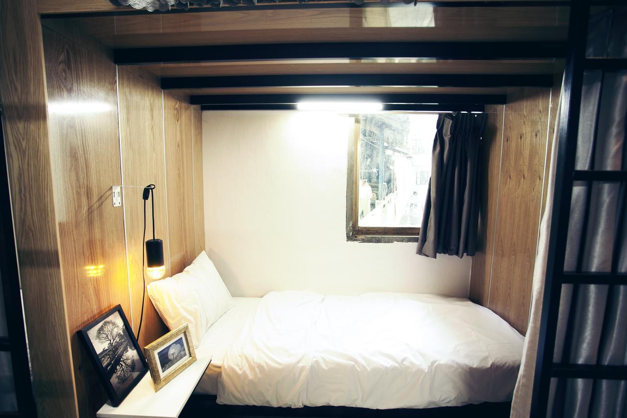 Sgn Living Bed & Breakfast Ho Chi Minh City Exterior photo